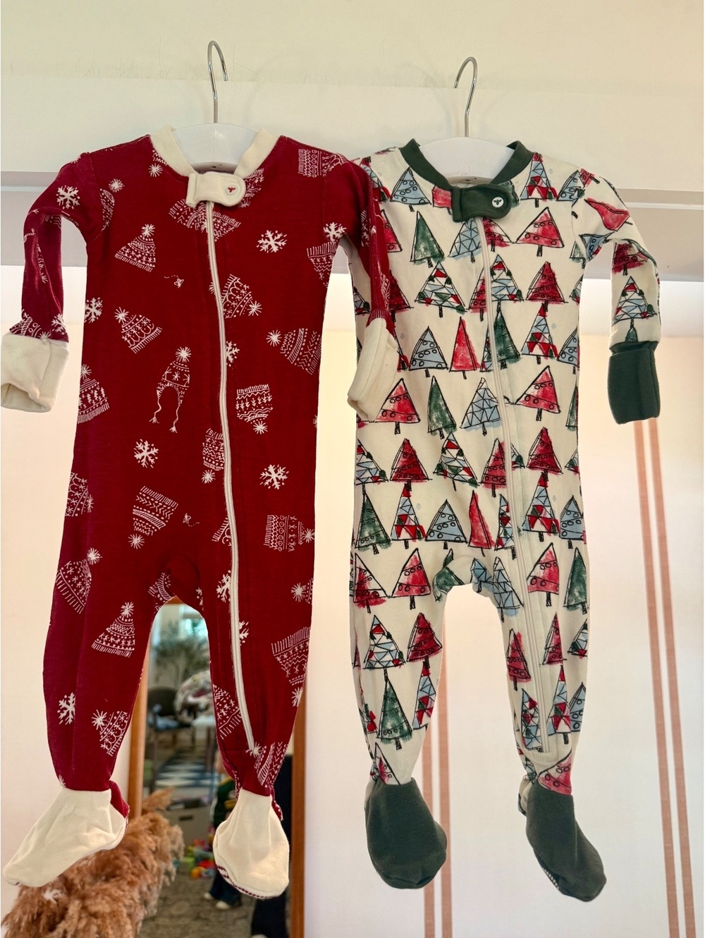 Burt’s Bees Christmas Sleepers Sz 0-3 Months EUC